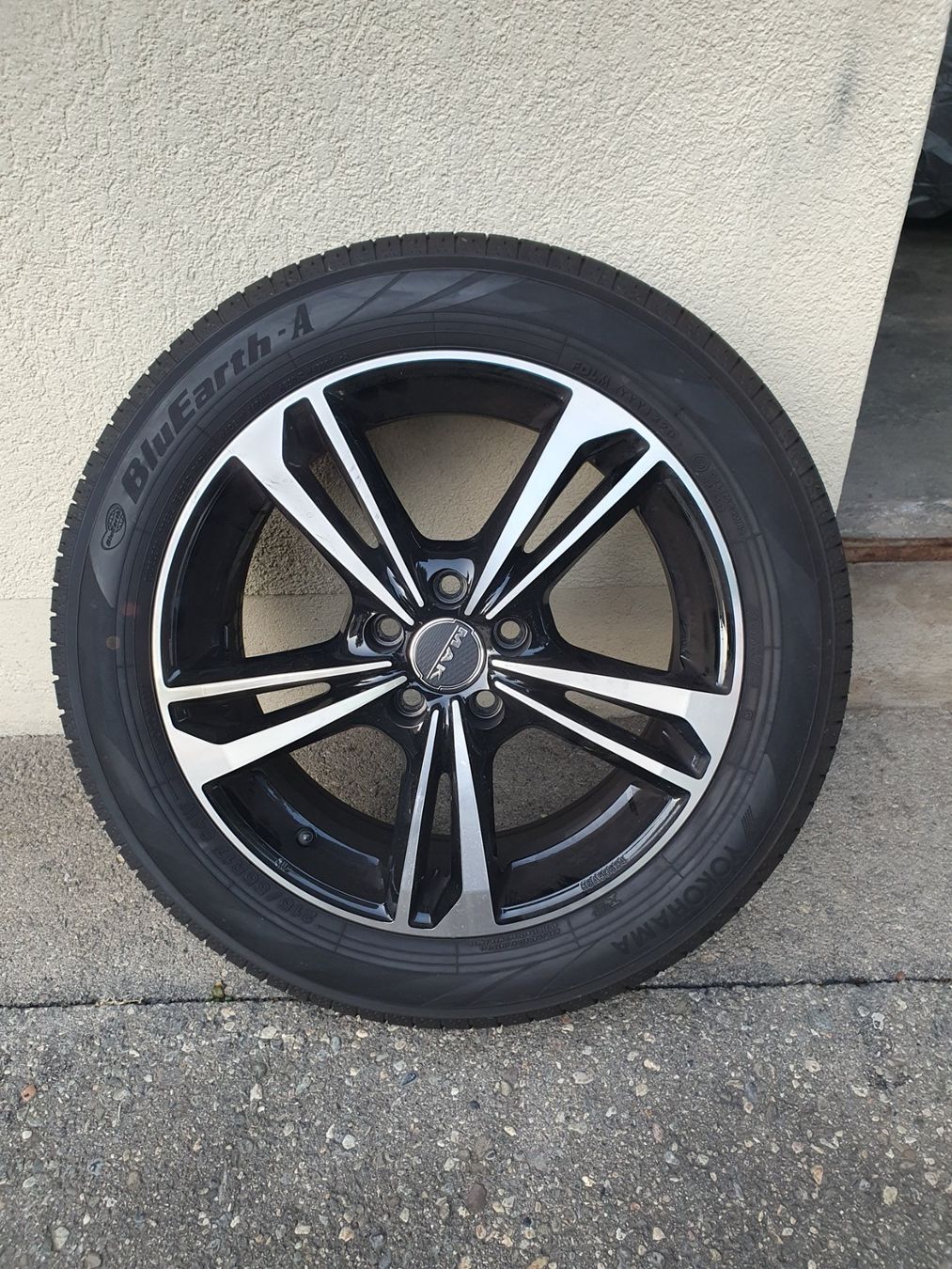 Peugeot Pneus & Roues: Roues Peugeot 308,  été – D'occasion à Froideville par rau_8wbd