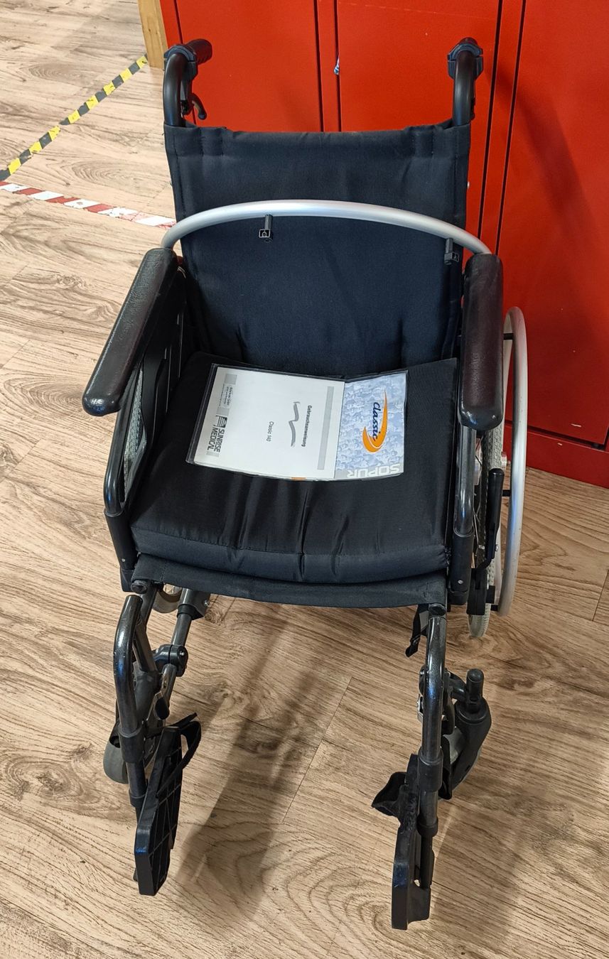 Rollstühle: Rollstuhl Sopur Classic 140 – Gebraucht aus Basel von bk_brockibasel
