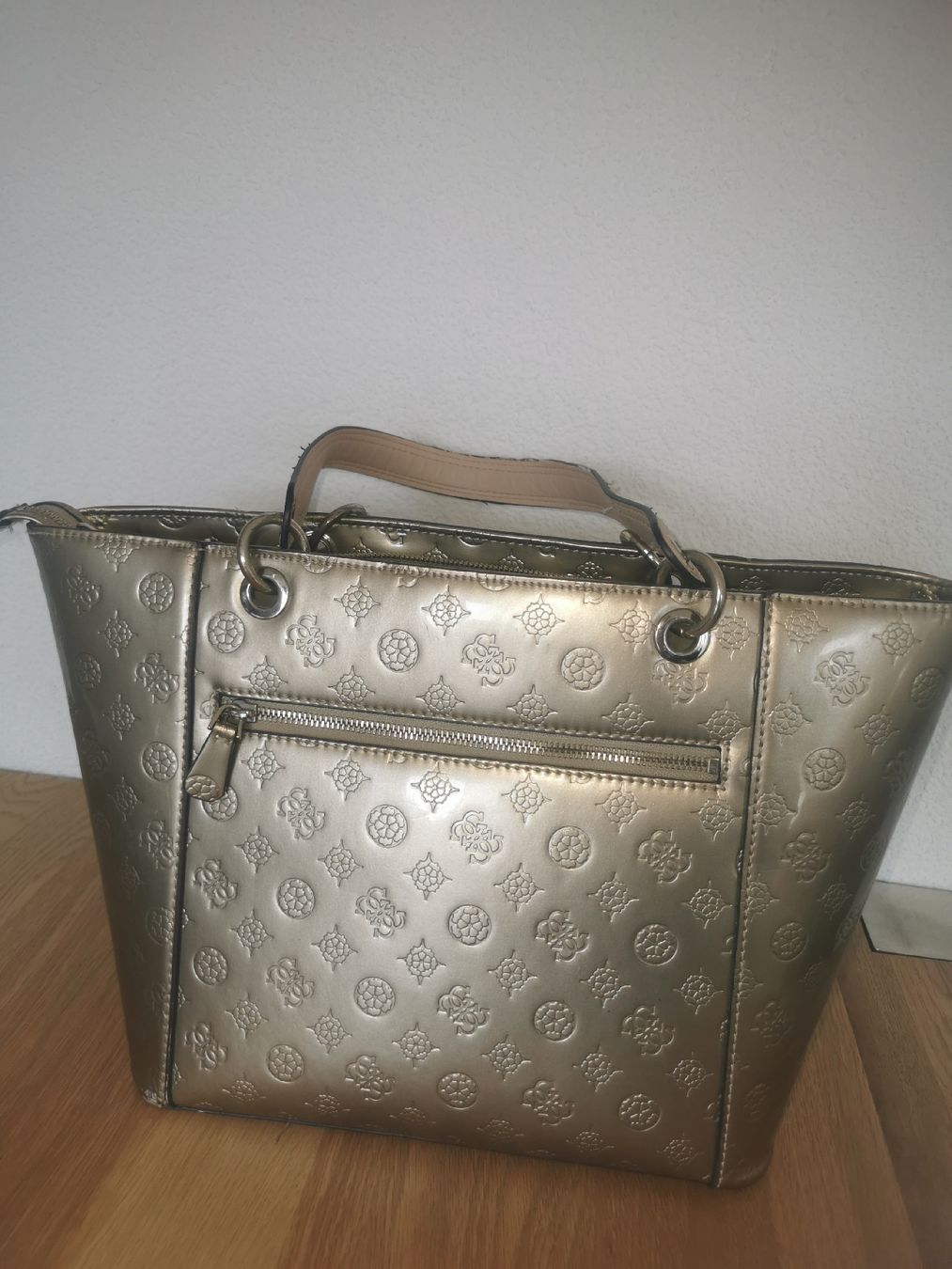 Guess Borse da donna: Guess Tasche – Usato da Zürich venduto da ssi_6pt7 1