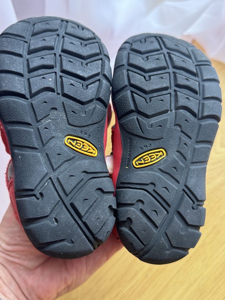 Keen Schuhe für Jungen: Kindersandalen, Grösse 23 – Gebraucht aus Zuchwil von AleskaS 4