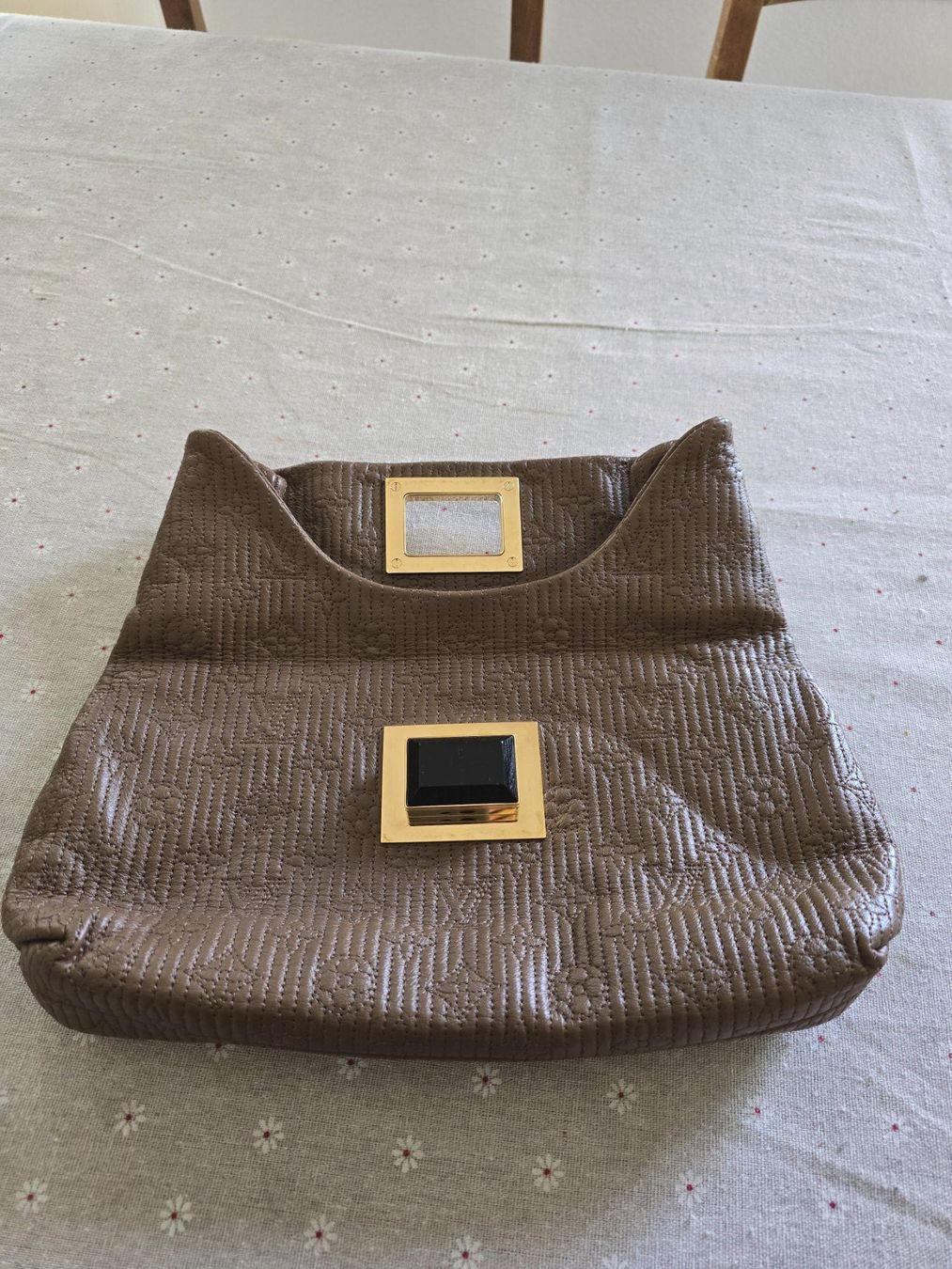 Louis Vuitton Taschen: Louis Vuitton Pochette Clutch Altair – Gebraucht aus Bottmingen von sandy_2 3
