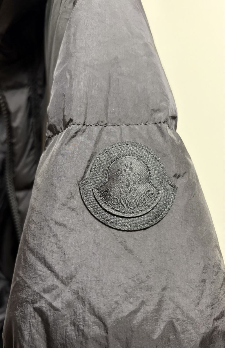 Moncler Cappotti: Moncler Idrocase long down jacket- Size 3  – Usato da Zermatt venduto da add_c7sr 3