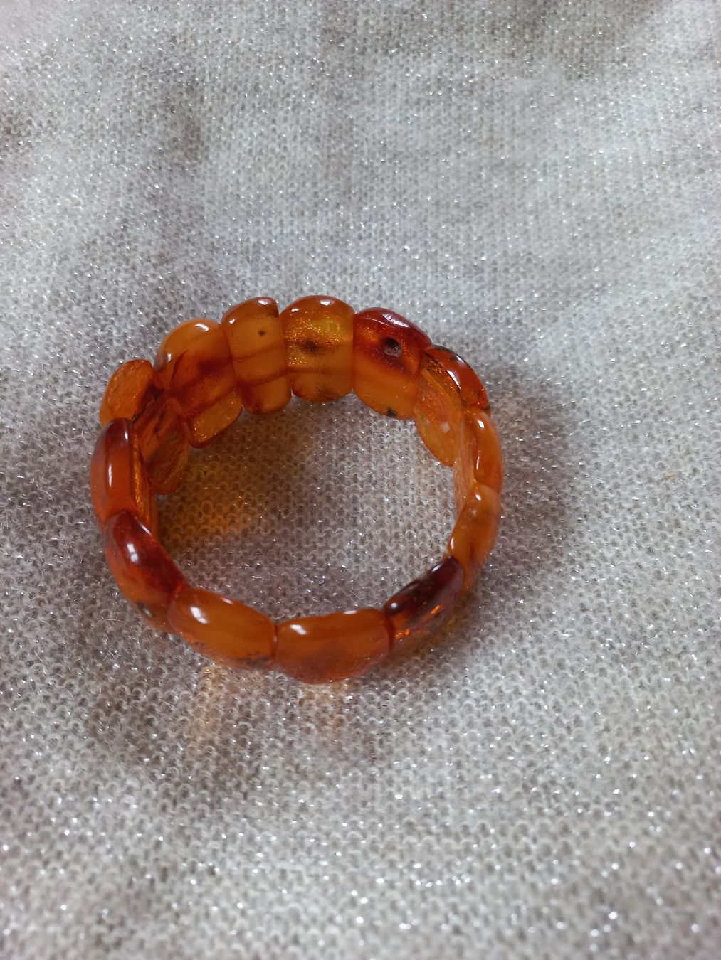 Bracciali & Braccialetti: Bernstein Armband, vintage, elastisch, top Zustand! – Usato da Riet (Neftenbach) venduto da reisenmilian 1