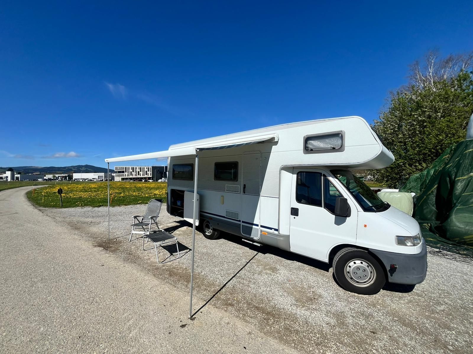 Dethleffs Veicoli da campeggio: fiat ducato 2.8 Dethleffs 104km – Usato da Bulle venduto da aye_99xk 3
