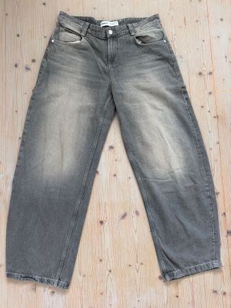 Jeans Baggy Bershka (EUR 42)