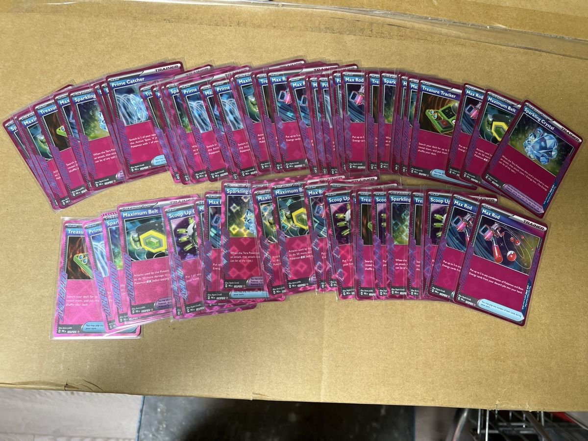 Pokémon Carte collezionabili: 63 Pokemon Trainer Items Karten Englisch – Nuovo (secondo la descrizione) da Goldau venduto da ecko08
