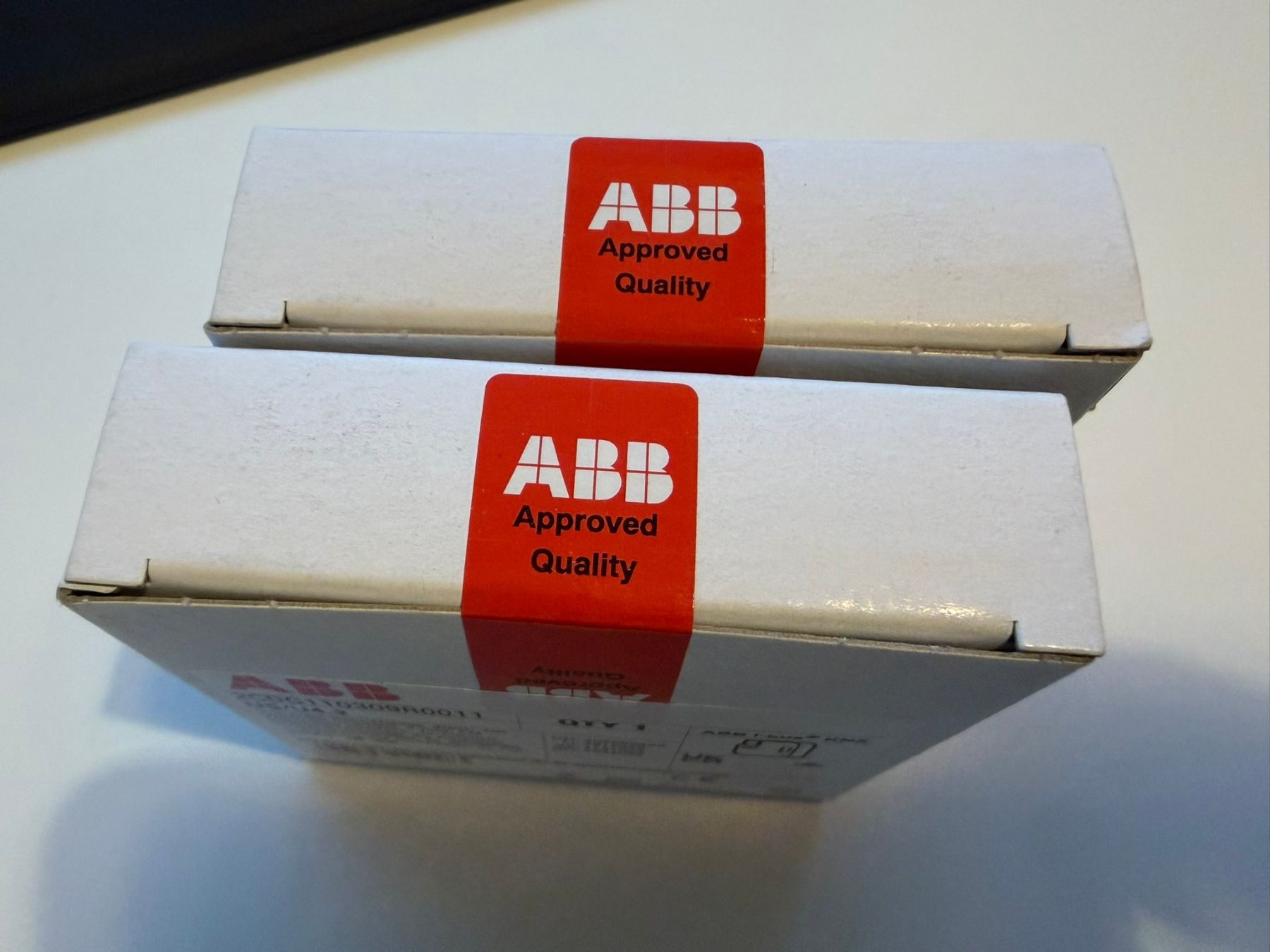 ABB Componenti elettronici: KNX ABB US/U4.3 (2 Stück) – Nuovo e nell'imballaggio originale da Beringen venduto da ebli37 1