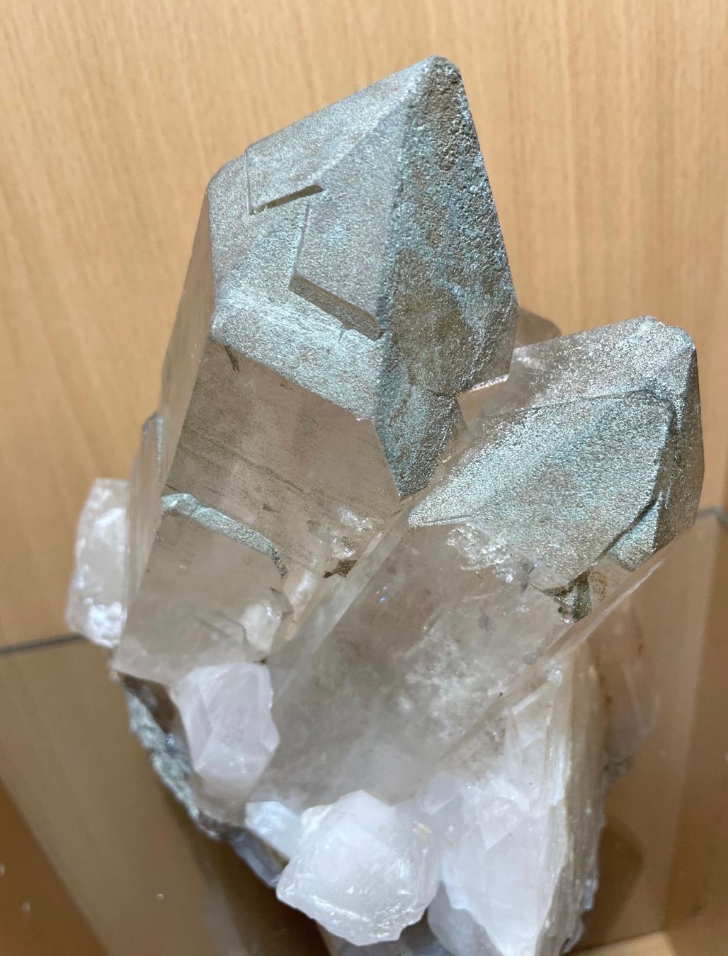 Minerali & Pietre curative: Bergkristall Chlorite in Matrix Granit – Usato da Genève venduto da qua_q7kb 4