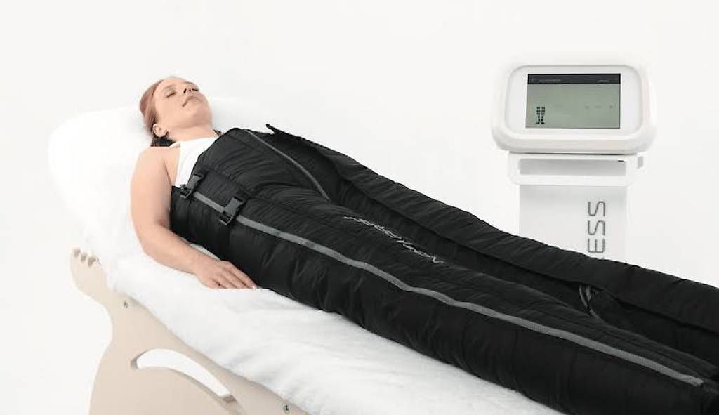 Attrezzature mediche: Novapress Lymphdrainage  – Usato da Dättwil AG venduto da tug_yf5v