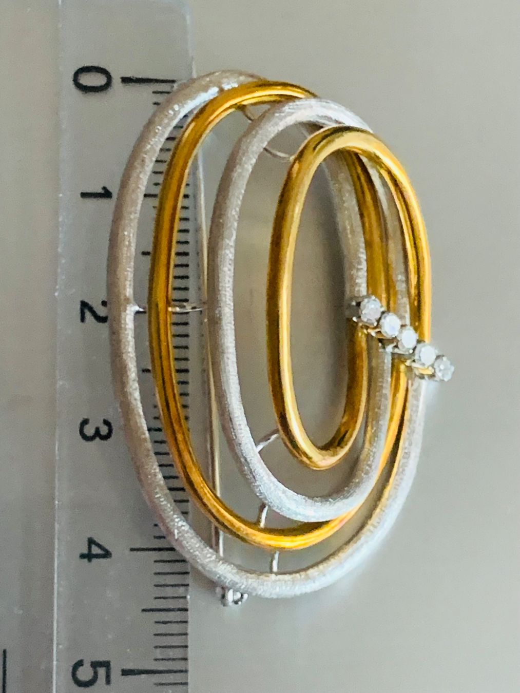 Spille & Fermagli: Goldbrosche mit 5 Diamanten – Usato da Bülach venduto da MarkusSchiesser 2