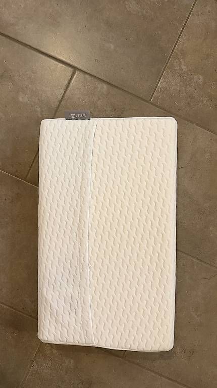 Cuscini: Vendo cuscino WELLPUR ergonomico – Usato da Sessa venduto da Thisisemma 2