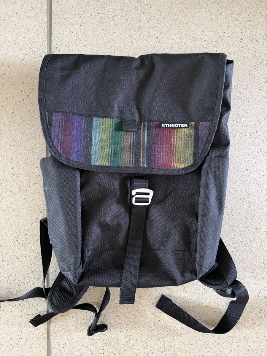 Zaini: Ethnotek backpack for 13 inch laptop – Nuovo (secondo la descrizione) da Zürich venduto da ant_sjm9