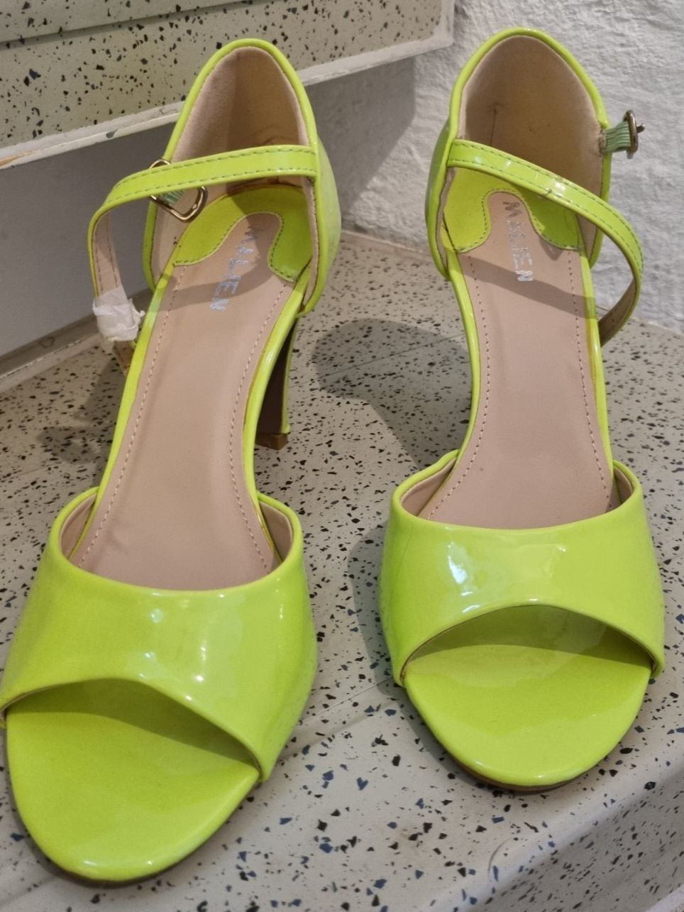 Scarpe da donna: Schuhe,  Sandalette Gr. 39 neu – Nuovo e nell'imballaggio originale da Geroldswil venduto da Agapanthus22 1