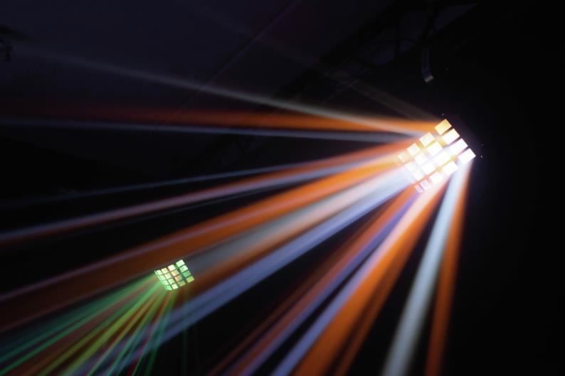 Illuminazione & Effetti luce: Eurolite LED D-2000 Strahleneffekt – Nuovo e nell'imballaggio originale da Däniken SO venduto da Profog1 4