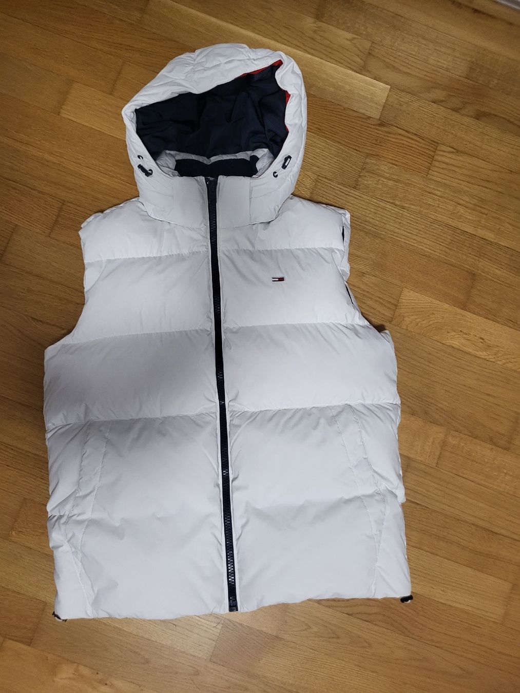 Tommy Hilfiger Gilet & Giacche: Tommy Hilfiger Winterweste – Nuovo (secondo la descrizione) da Obfelden venduto da Kico88