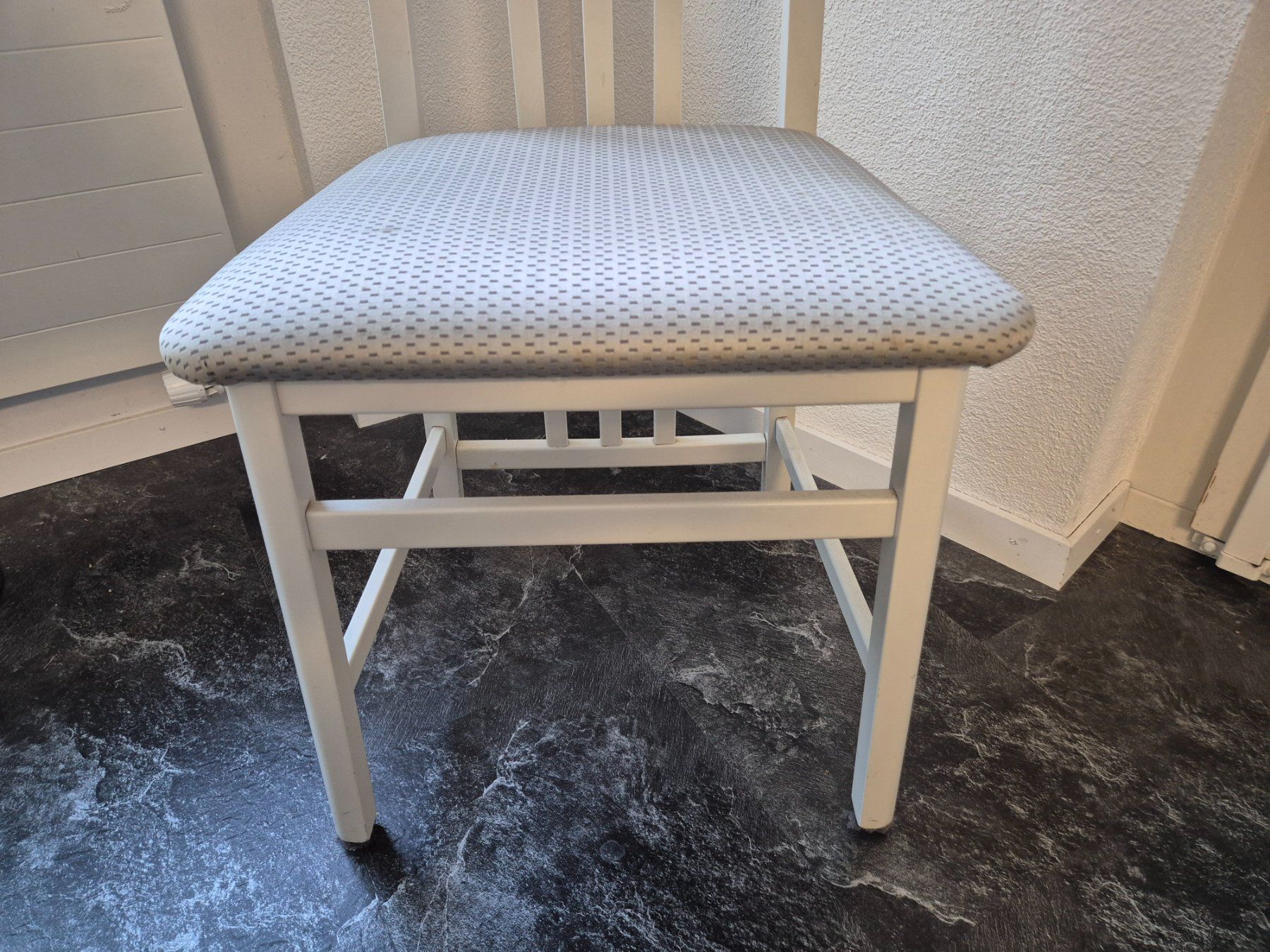 Chaises: Küchenstühle – D'occasion à Baar par TWinther 1