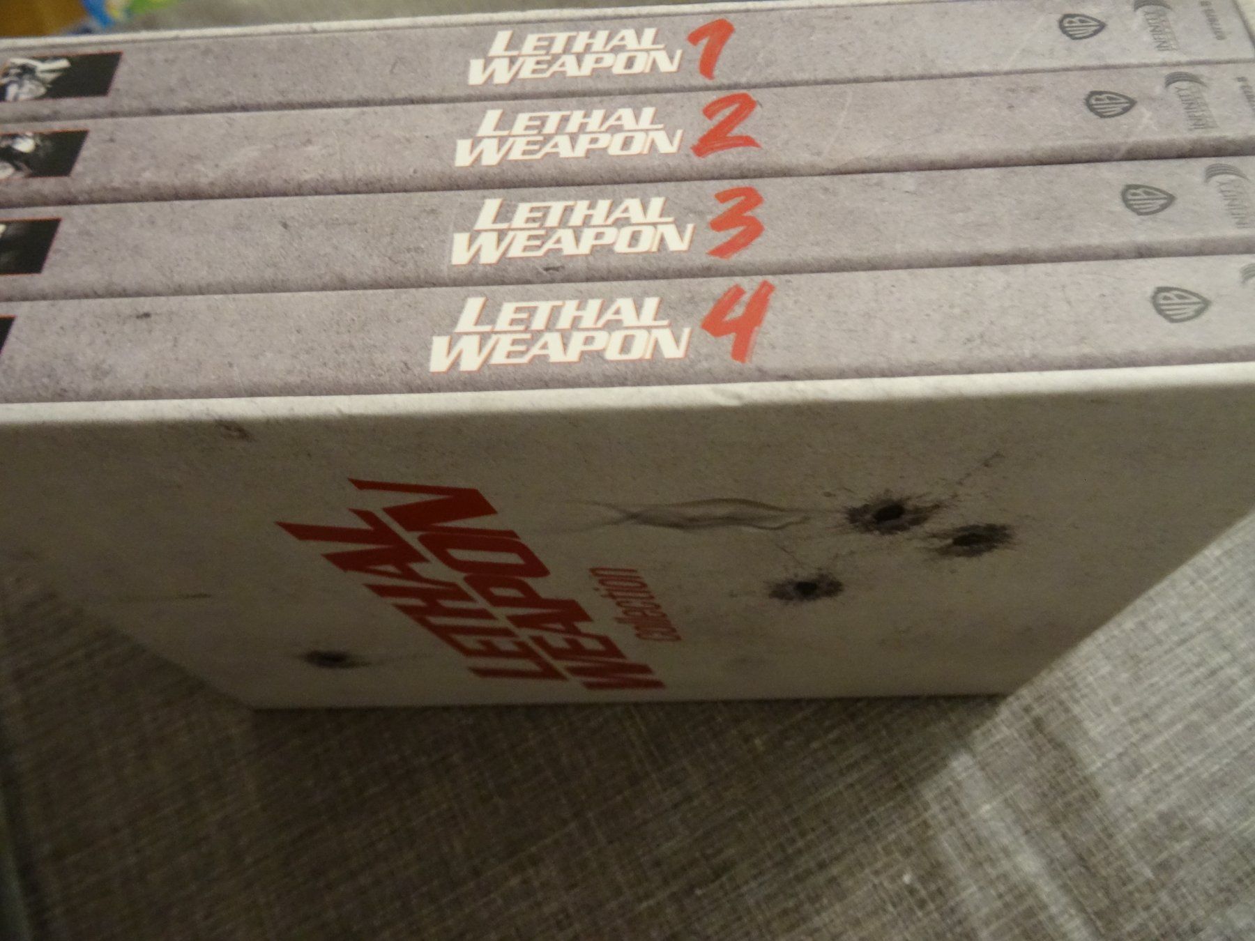 Tutti i DVDs: Lethal Weapon Collection BLU-RAY Box limitiert NR. 422 – Usato da Olten venduto da Disc-Verkauf 1