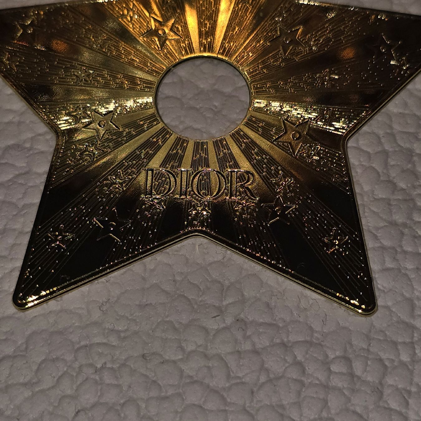 Toutes les décorations: Original Dior Stern 2026 – Neuf avec emballage d'origine à wallisellen par funkelsternchen5 1