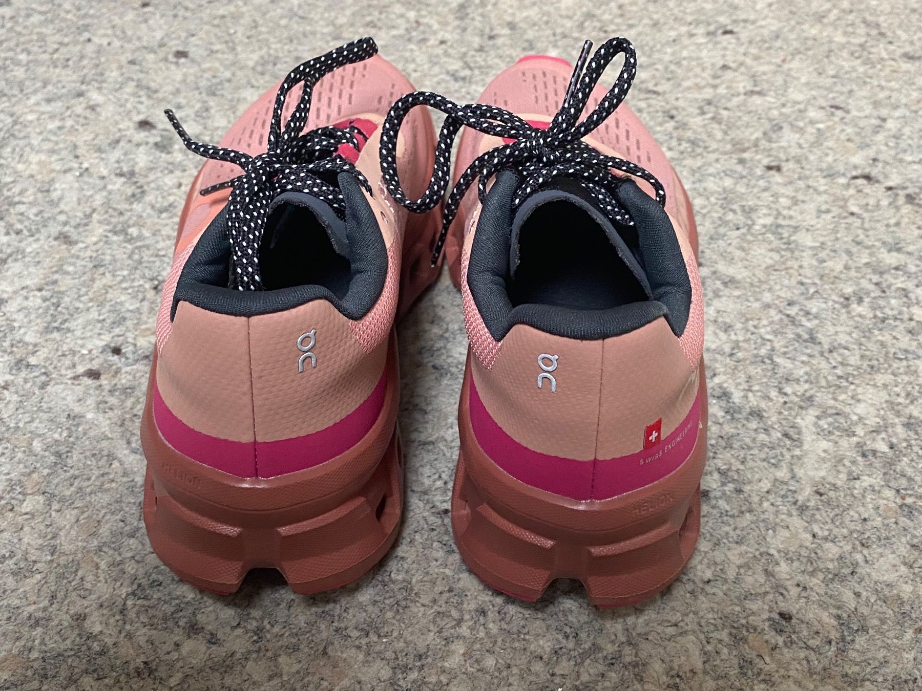 On Scarpe da donna: Laufschuh / Runningschuh on Cloudmonster Gr. 36 – Usato da Wattwil venduto da edel88 3