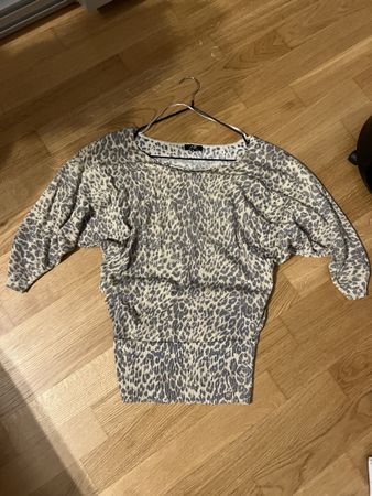 Damen Pullover glitzernder Faden