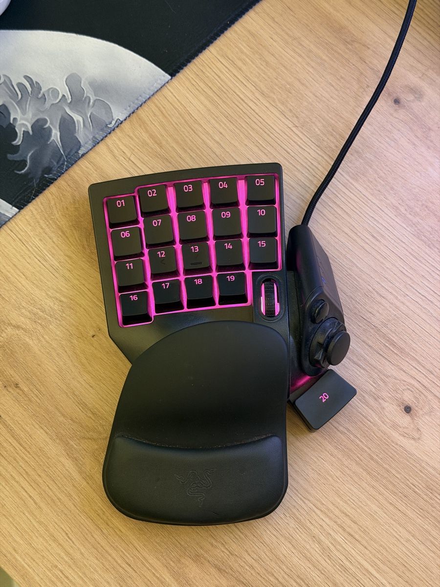 Razer Tastiere: Razer Tartarus V2 – Nuovo (secondo la descrizione) da Güttingen venduto da JeffreyGucc 4
