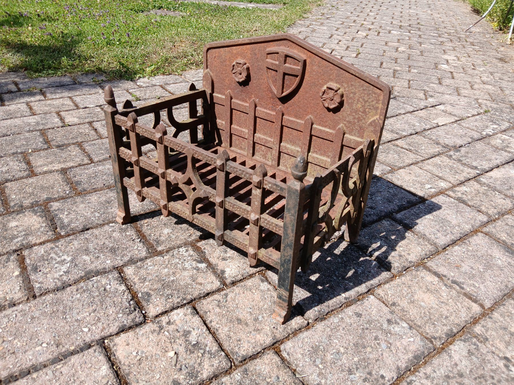 Bracieri: Antiker Feuerkorb Gusseisen um 1900 – Usato da Zumikon venduto da Vollvintage 8