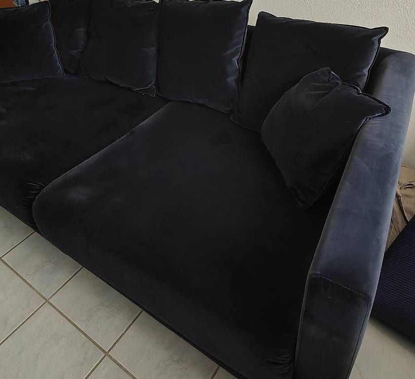 Sofas: IKEA STOCKHOLM 3-Sitzer Sofa  dunkelblauer Samt – D'occasion à Bennwil par Riicolaaaa 3