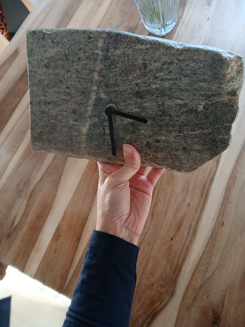 Tutte le decorazioni: Unique Stone Clock: Natural Decor, Timepiece Accent! – Usato da Dübendorf venduto da rol_fm6d 2