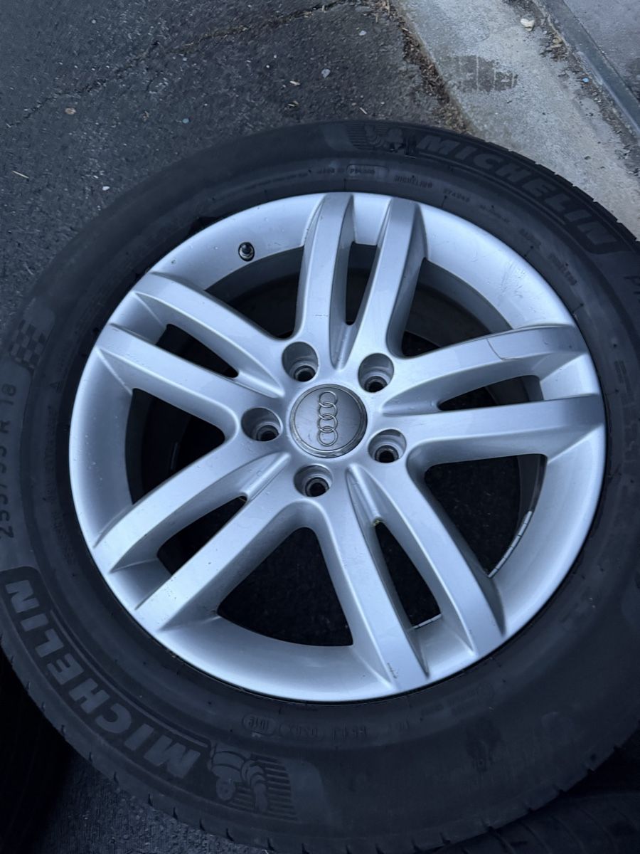 Audi Pneumatici & Ruote complete: Original Audi Q7 – Usato da Mollis venduto da BSL10 4