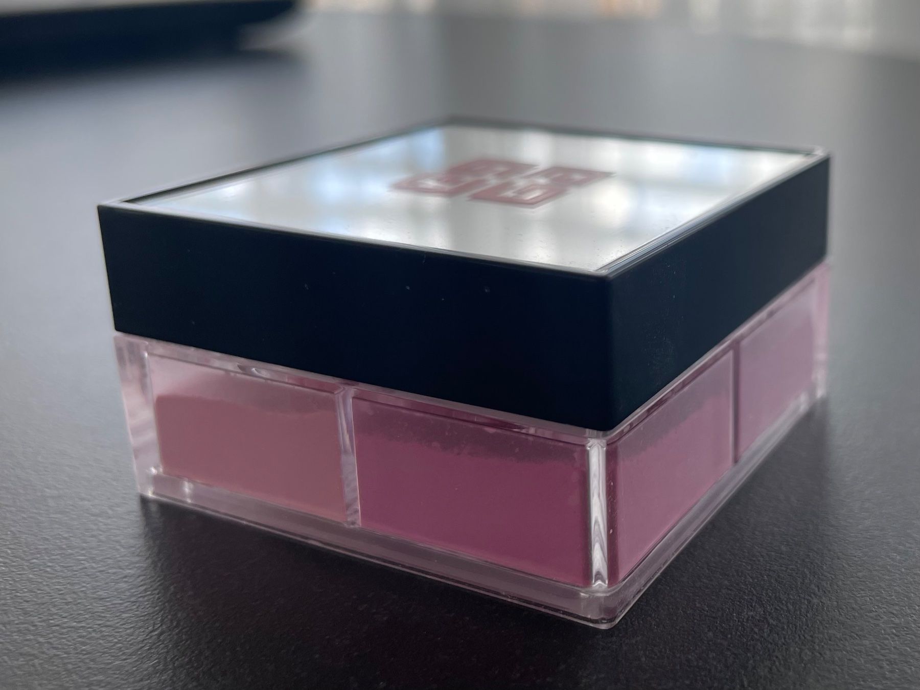 Givenchy Make-up: Givenchy Prisme Libre Blush - Mousseline Lilas – Usato da Wohlen AG venduto da kissne4 4