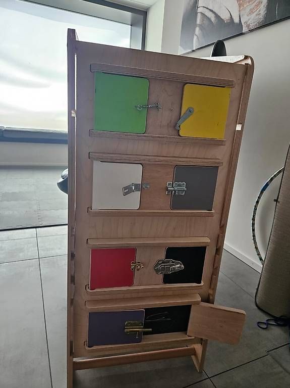 Chaises hautes: Montessori Lernturm – D'occasion à Zürich par agbounty