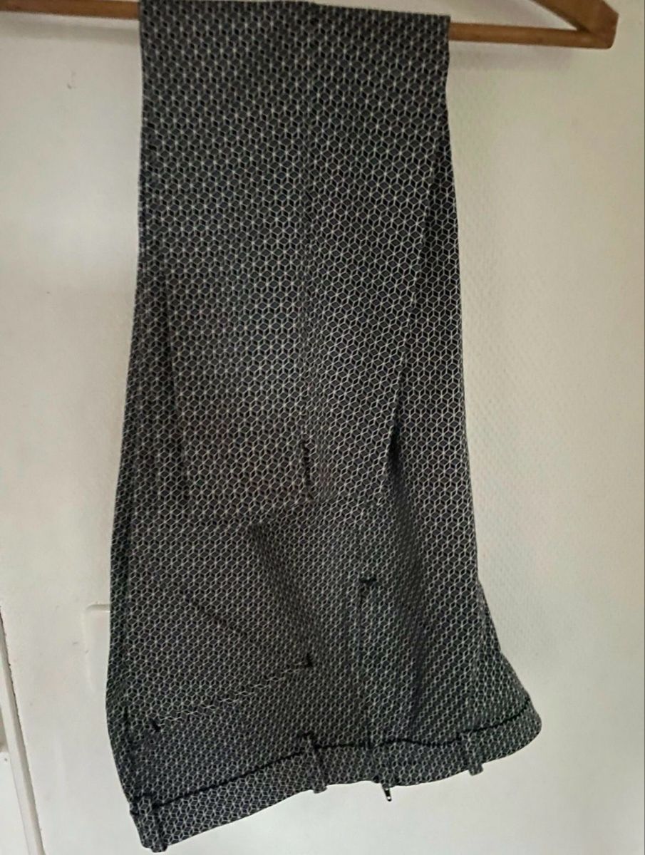 Hosen: HOSE GRÖSSE M/38 – Gebraucht aus Dübendorf von ali_g7p8