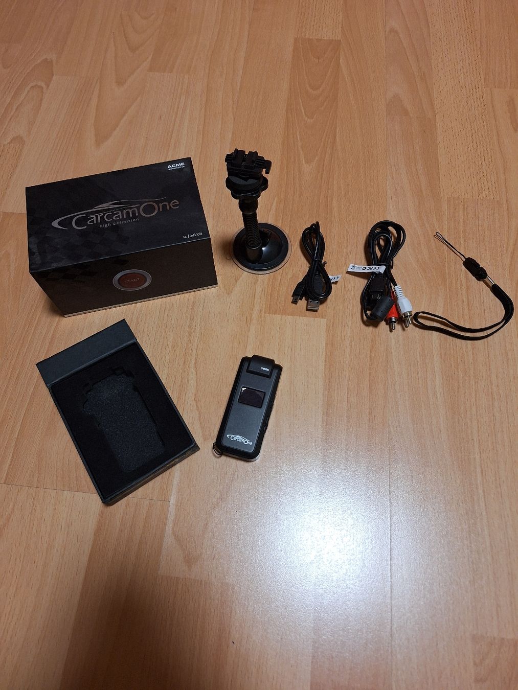 Videocamere: Dashcam von CarCamOne – Nuovo (secondo la descrizione) da Glarus venduto da mar_w6qy