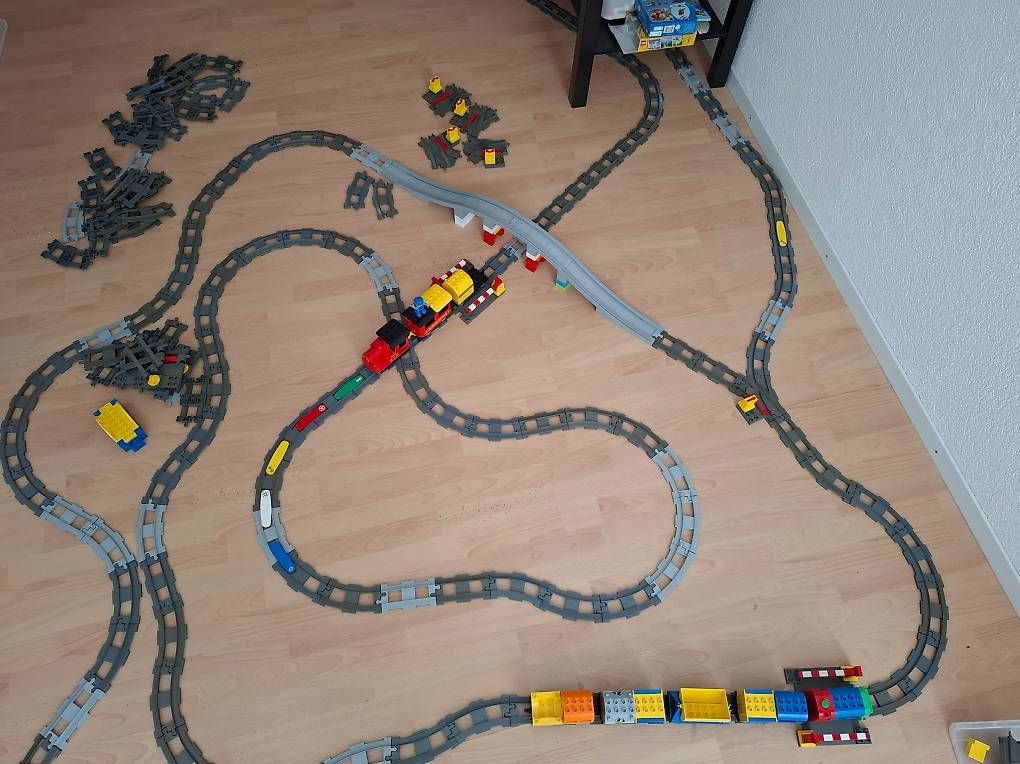 Lego Giocattoli: Grosses Lego Duplon Eisenbahn Set – Usato da Heimberg venduto da Wendel1