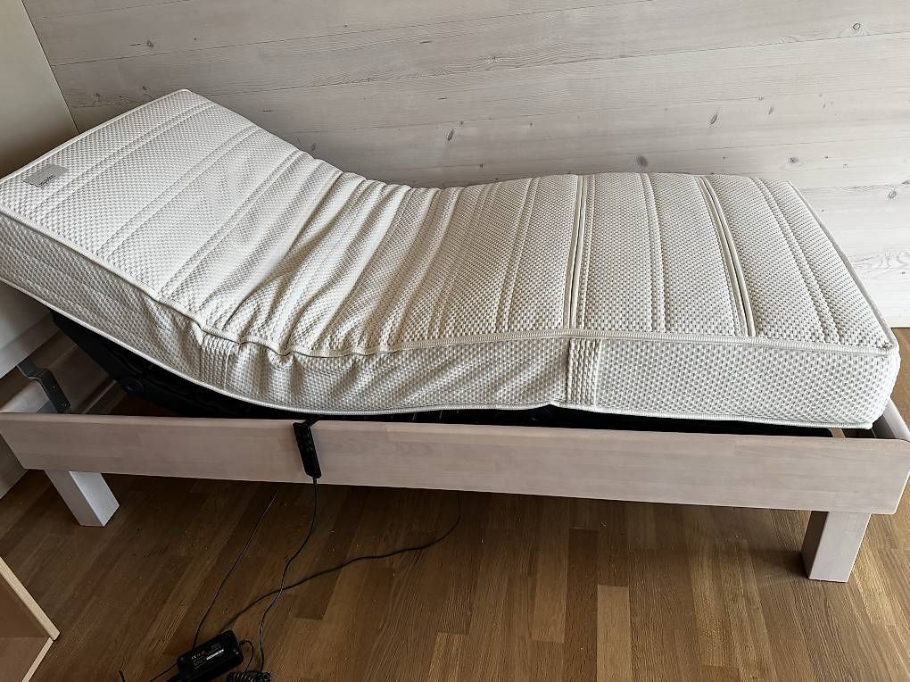 Betten: Verstellbares Einzelbett – Gebraucht aus Luzern von cafa2000