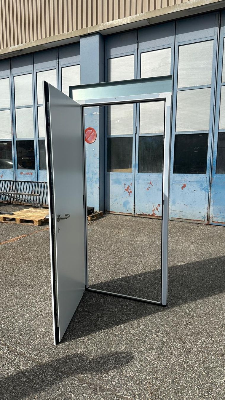 Hörmann Türen: Hörmann Thermo46 Haustüre – Gebraucht aus Zollikofen von jos_q588 1