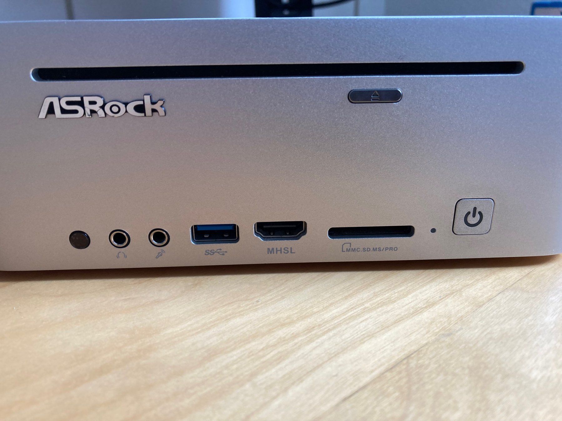 Asrock PCs: ASRock Vision HT 420D Mini-PC – Gebraucht aus Oberwil BL von Phibus 1