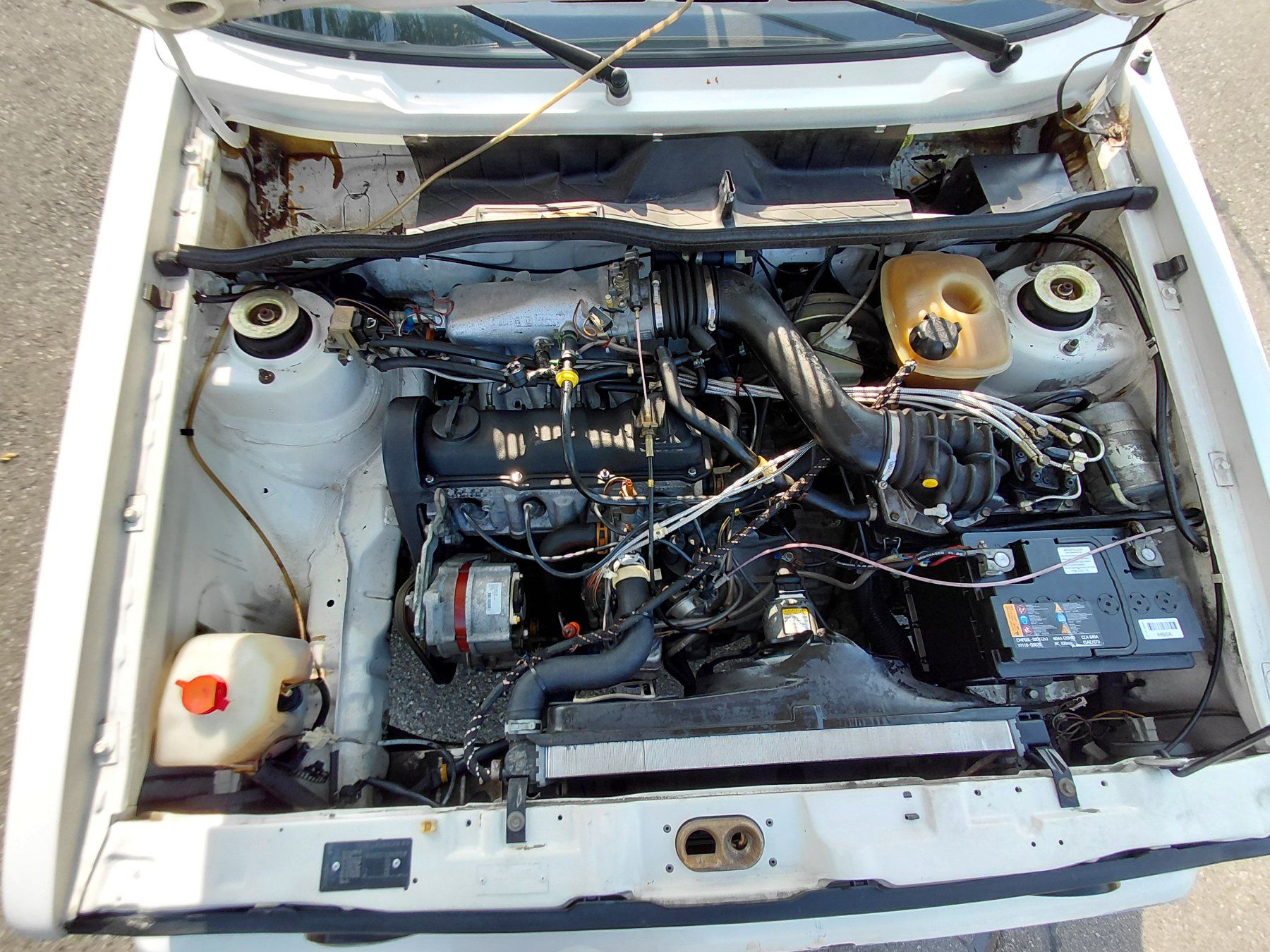 VW Automobili: VW Golf Cabrio MK1 1.8 White Special – Difettoso da Menziken venduto da ZiolkowskiAutomotive 8