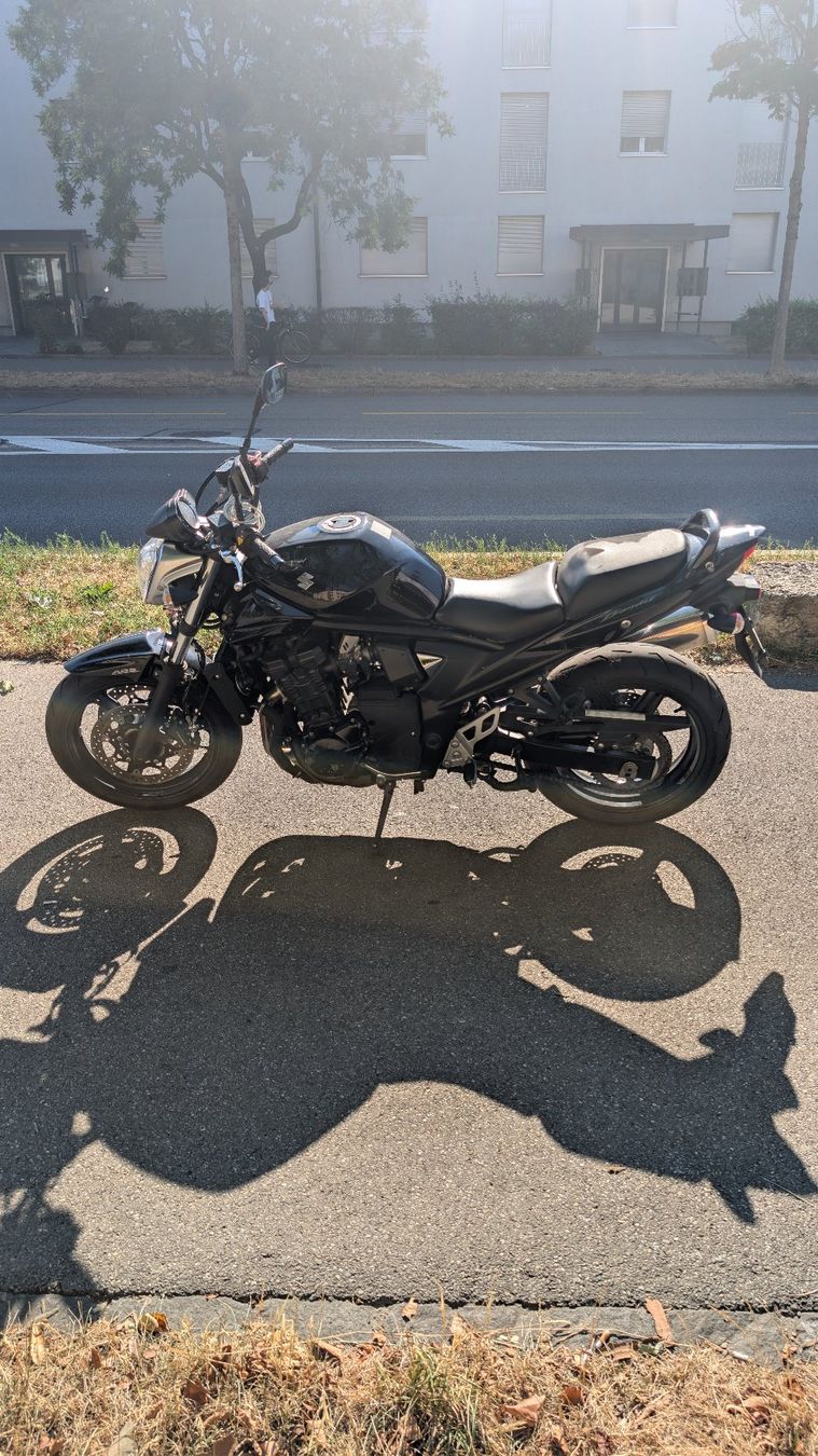 Suzuki Route: Suzuki GSF 650A Bandit – D'occasion à Basel par Motorrad-Classic