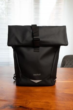 Hochuli Rolltop Rucksack – Neu mit Etikett – Wasserabweisend