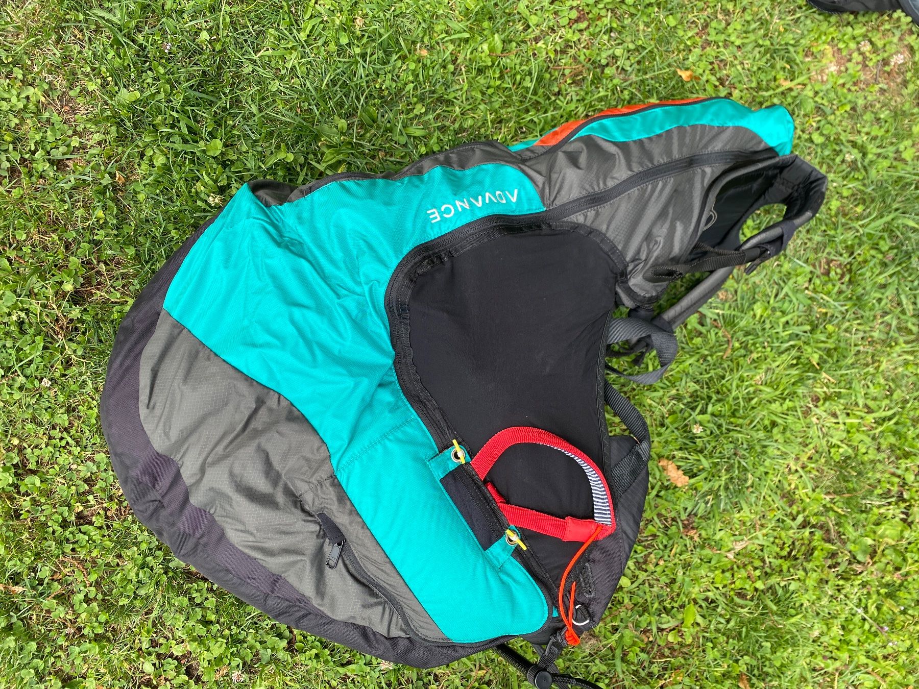 Sport dell'aria & Aquiloni: Parapendio Advance – Usato da Monte venduto da sol_wl9x 4