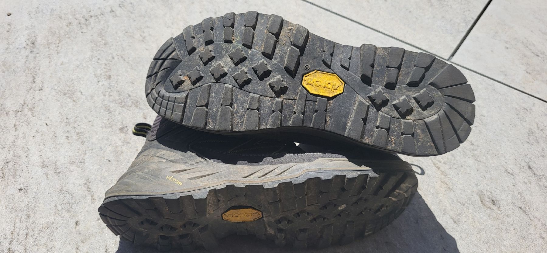 Lowa Herrenschuhe: LOWA Wanderschuhe, Grösse 42. – Gebraucht aus Baar von Anta09 1