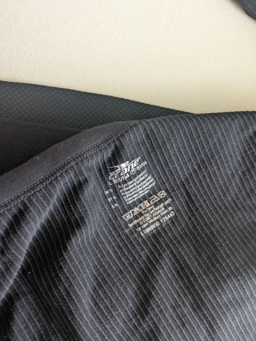 Pullover & Sweatshirts: Langarmshirt Crane Grösse L – Gebraucht aus Zürich von esi_72rz 1