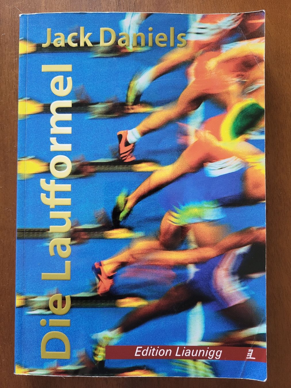 Libri: Lauftraining: Die Laufformel von Jack Daniels – Usato da Zürich venduto da GuentherZH