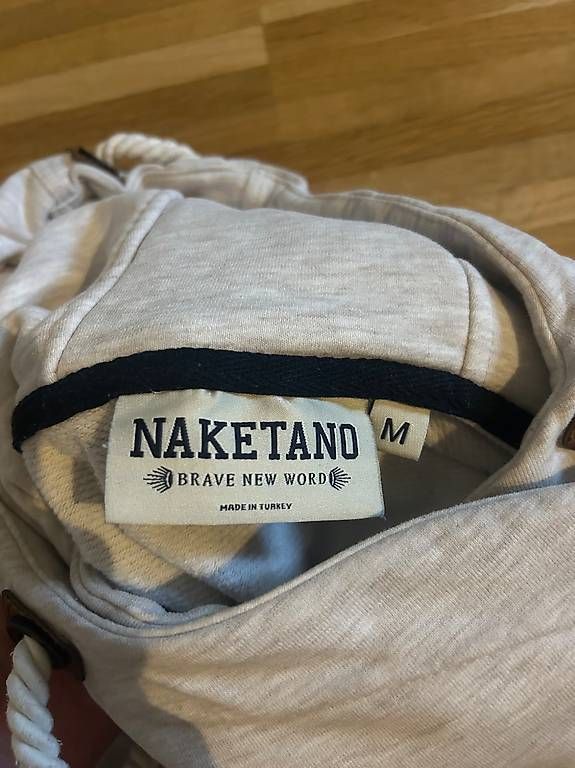 Pullover & Sweatshirts: Naketano Hoodie  – Gebraucht aus Solothurn von mar_spc6 2