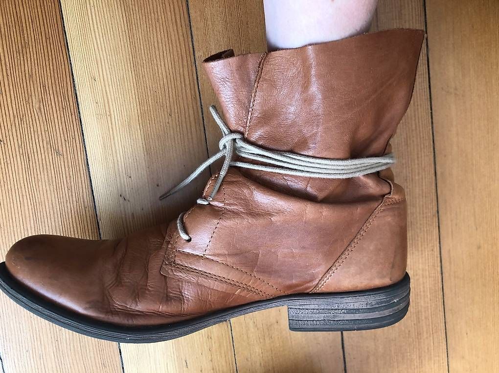 Damenschuhe: boots in cuoio - gr. 40 – Gebraucht aus Viganello von millo 2