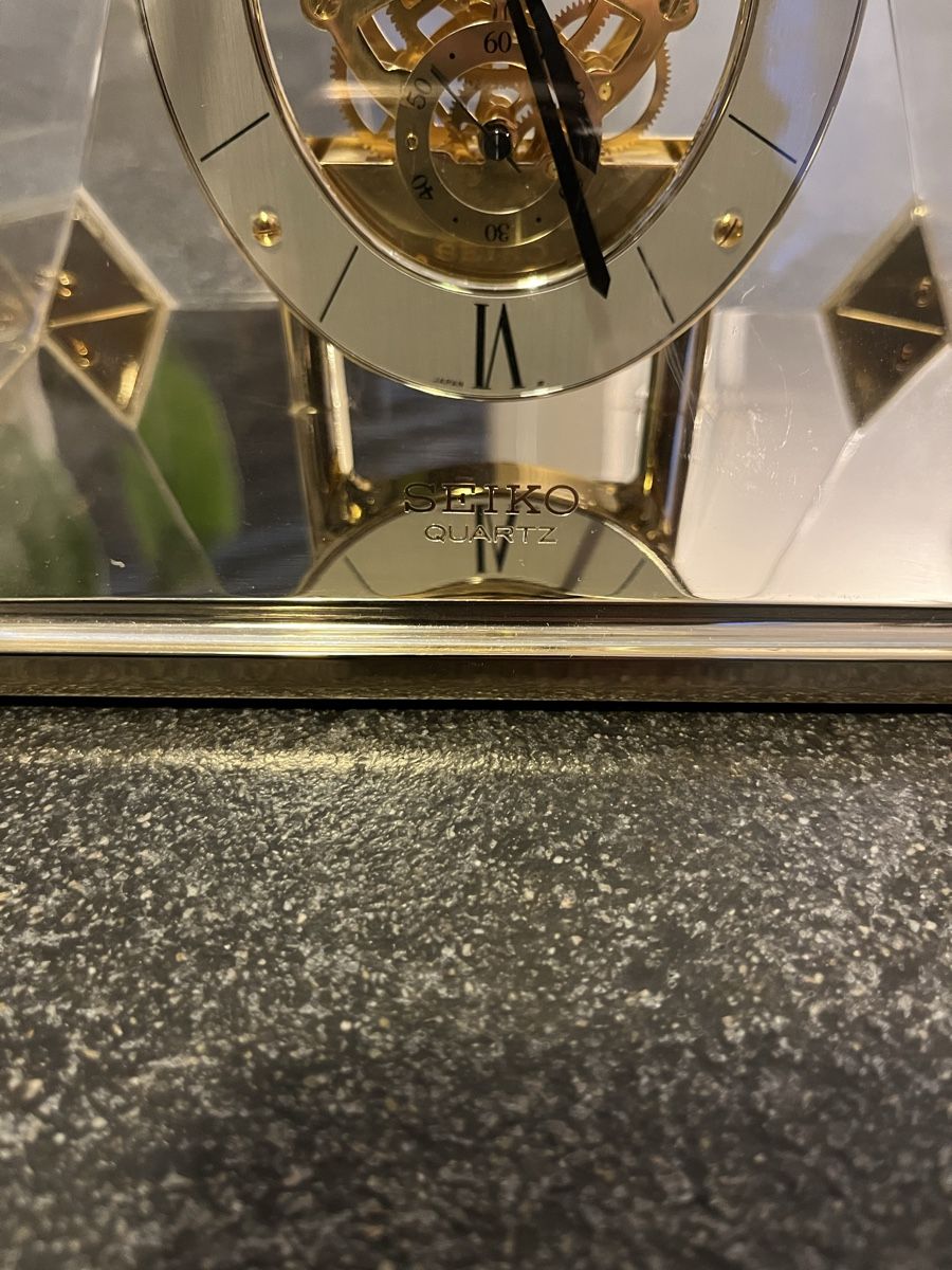 Seiko Stand- & Wanduhren: Seiko Pyramid Skeleton Mantel Clock, QAW109G model – Gebraucht aus Colombier NE von Rain.. 3