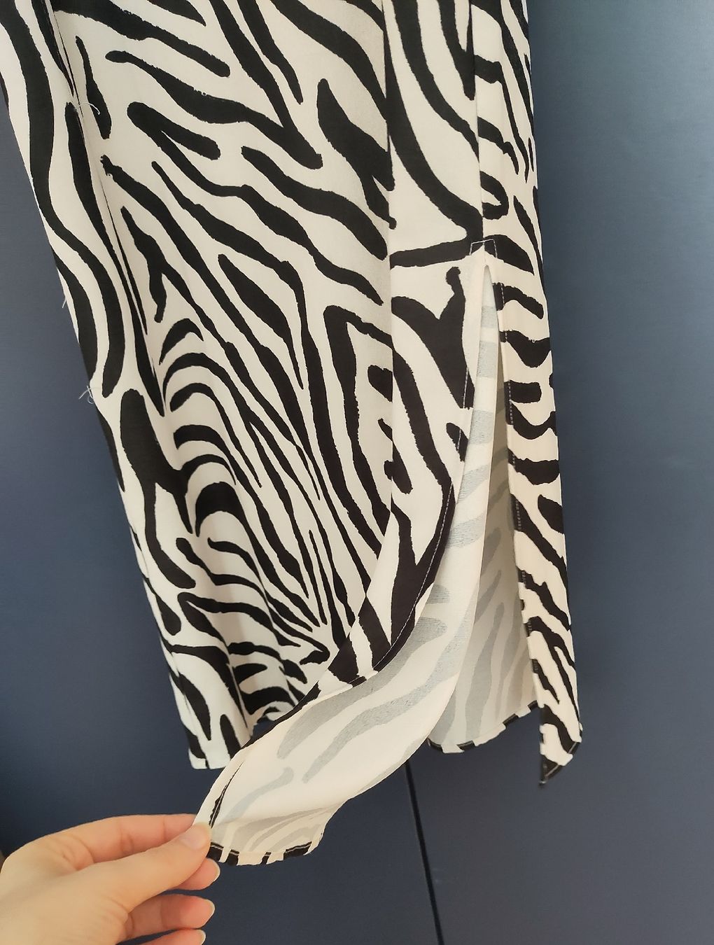 Stradivarius Vestiti: Sommerliches Kleid mit Zebra Print, Gr. S – Usato da Bern venduto da icanhearyoursmile 3
