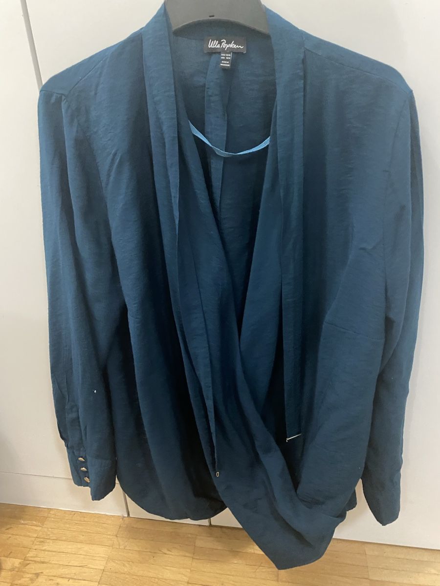 Ulla Popken Blusen: Ulla Popken Bluse 🌸 – Gebraucht aus Opfikon von Luis144 4