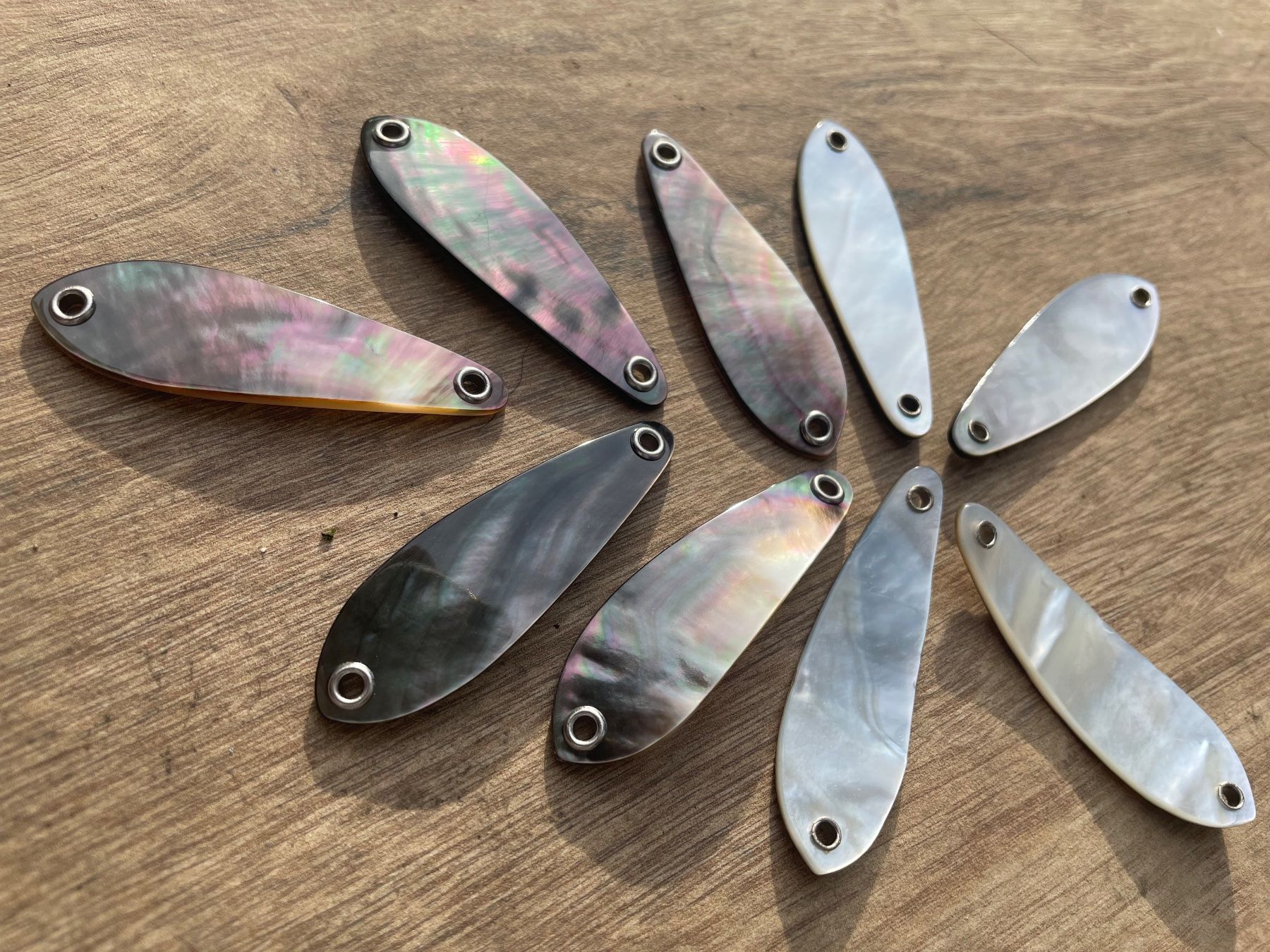 Köder: Perlmuttspange Black Pearl Drops, ca. 55 mm – Neu (gemäss Beschreibung) aus Arbon von Helmuth 1